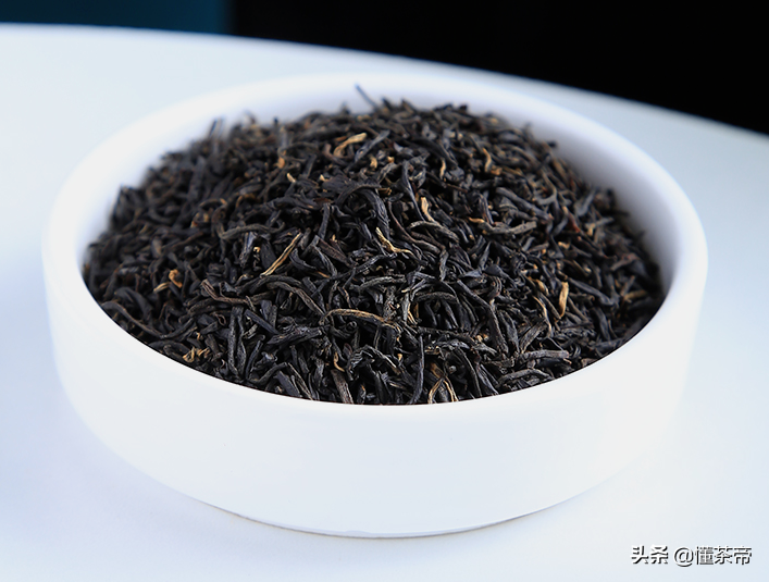 六大茶類(lèi)代表名茶有哪些？喝過(guò)三款以上才稱得上大神