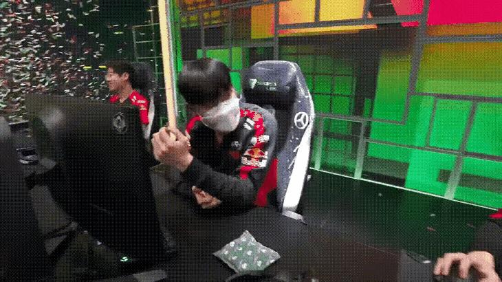飛蝗石怎么獲得，飛蝗石怎么練？