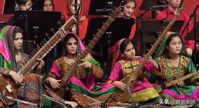 肚皮舞服裝專(zhuān)賣(mài)，肚皮舞服裝專(zhuān)賣(mài)店？