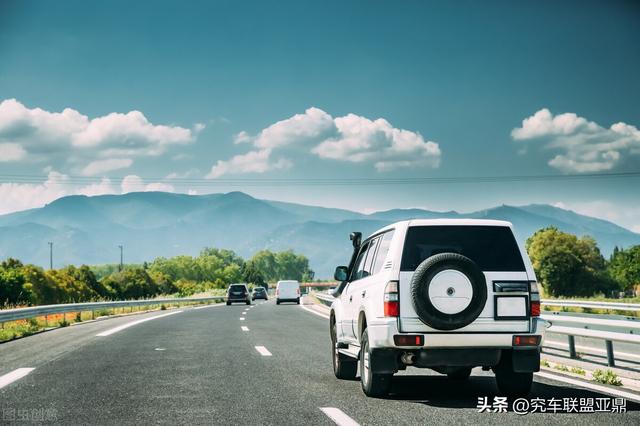 全國最大二手車批發(fā)貨源在哪里，全國最大二手車批發(fā)貨源在哪里??？